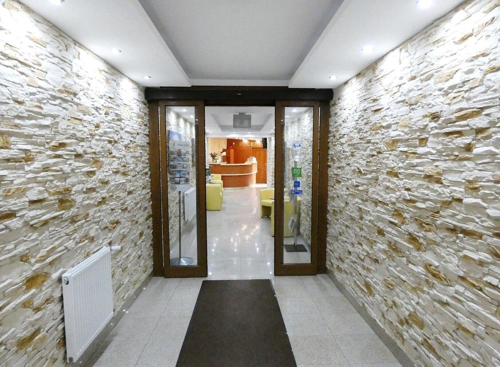 Aparthotel Adler Krakow Ngoại thất bức ảnh