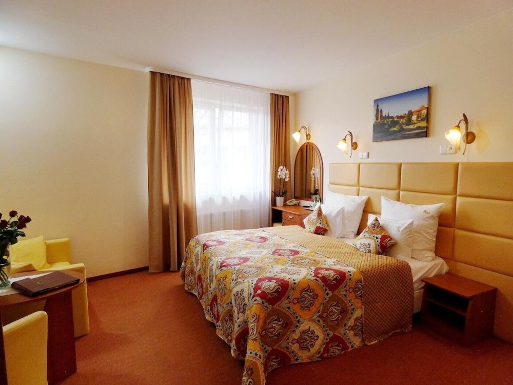 Aparthotel Adler Krakow Ngoại thất bức ảnh